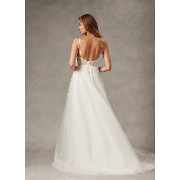 NWT Azazie Tatiana A-Line V-Neck Sequins Tulle Wedding Dress Diamond White Sz 0 - Picture 2 of 11